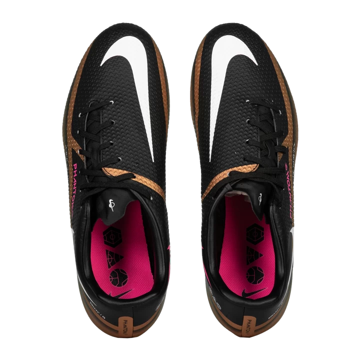 Nike Phantom GT2 Academy AG / Q4 22 World Cup 22, Fodboldstøvle, Herre, Grå 5 Nike Phantom GT2 Academy AG / Q4 22 World Cup 22, Fodboldstøvle, Herre, Grå - Billede 3